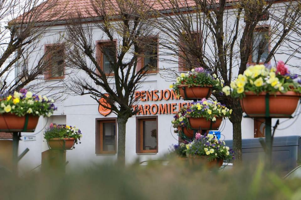 Pokoje Staromiejski Uniejów Extérieur photo