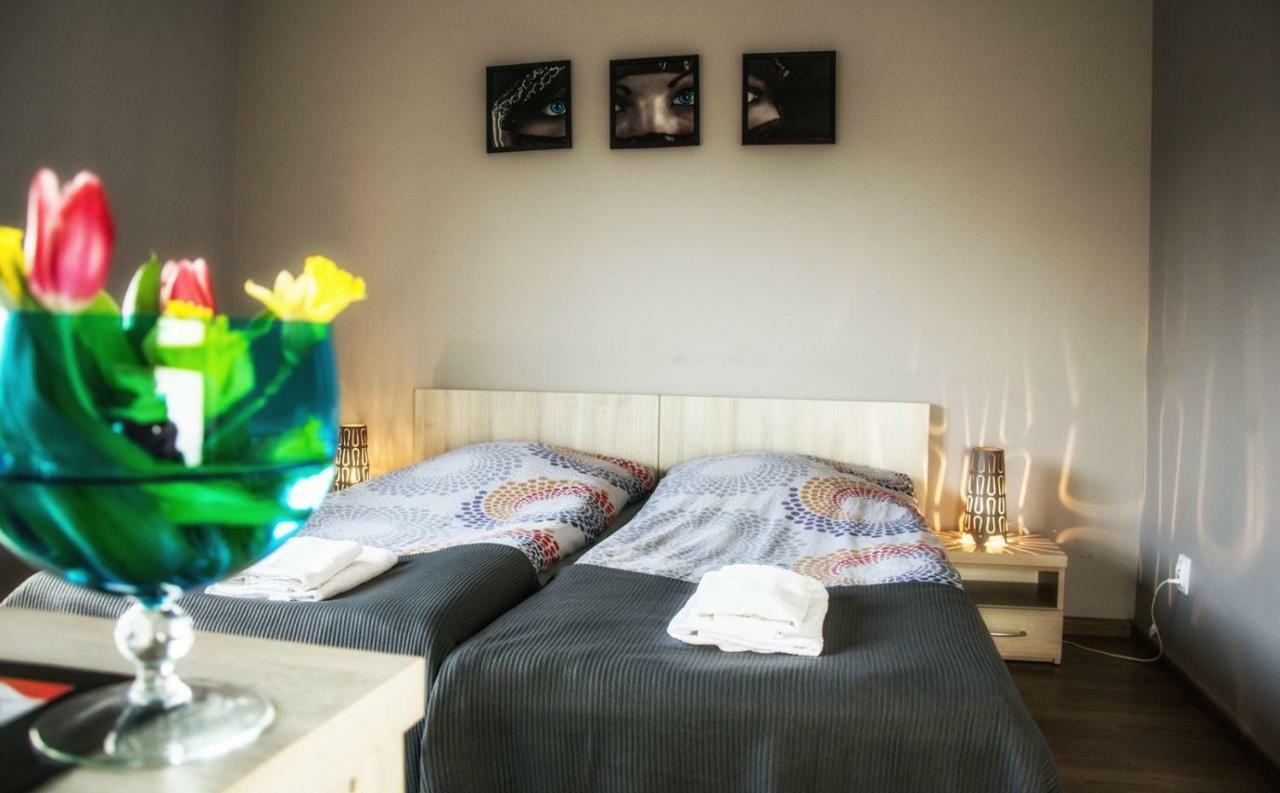 Pokoje Staromiejski Uniejów Extérieur photo